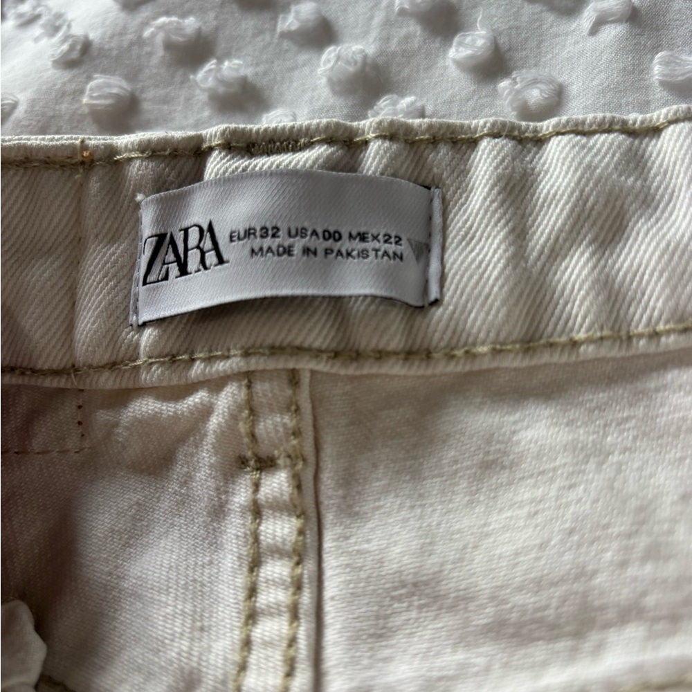 Zara Off-White Trousers